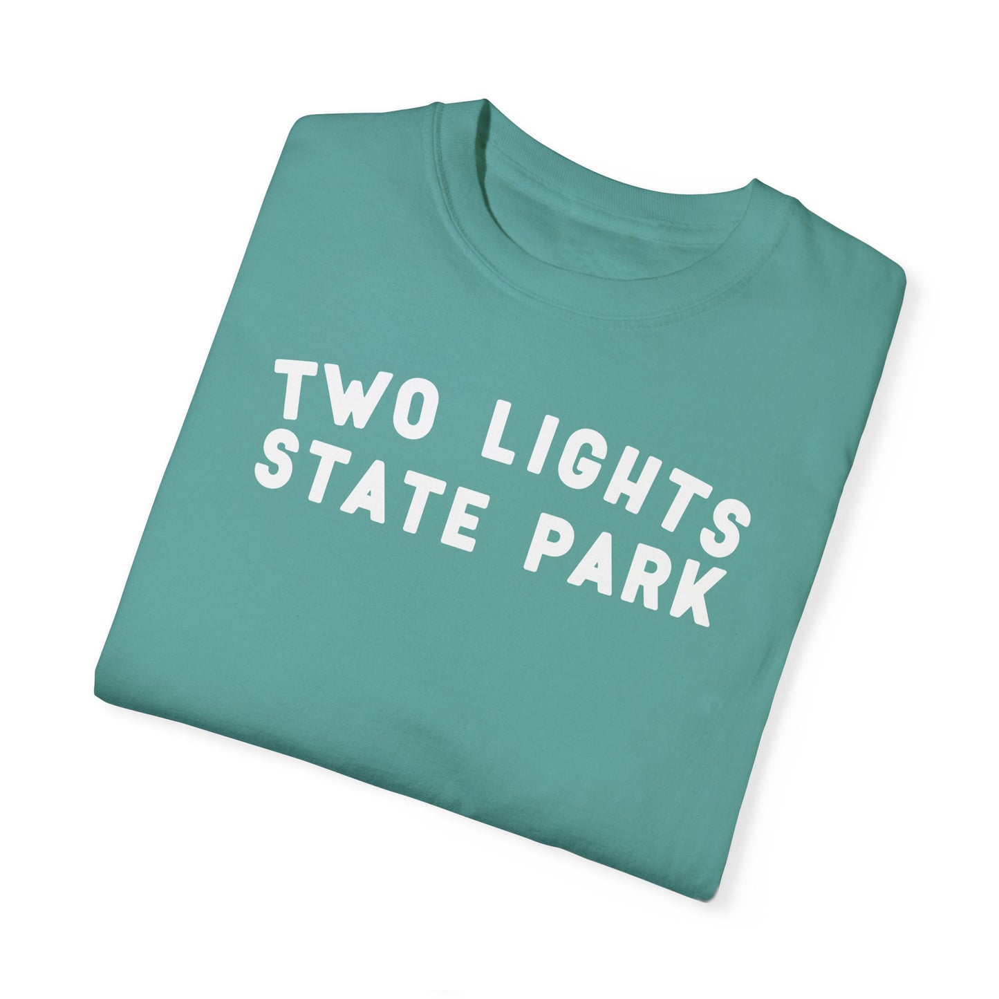 Maine's Best Hidden Spots - TWO LIGHTS - T-shirt