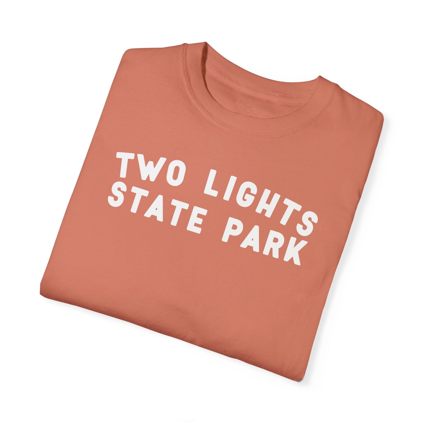 Maine's Best Hidden Spots - TWO LIGHTS - T-shirt