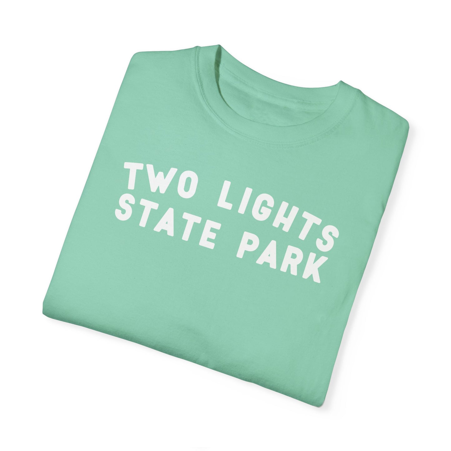 Maine's Best Hidden Spots - TWO LIGHTS - T-shirt