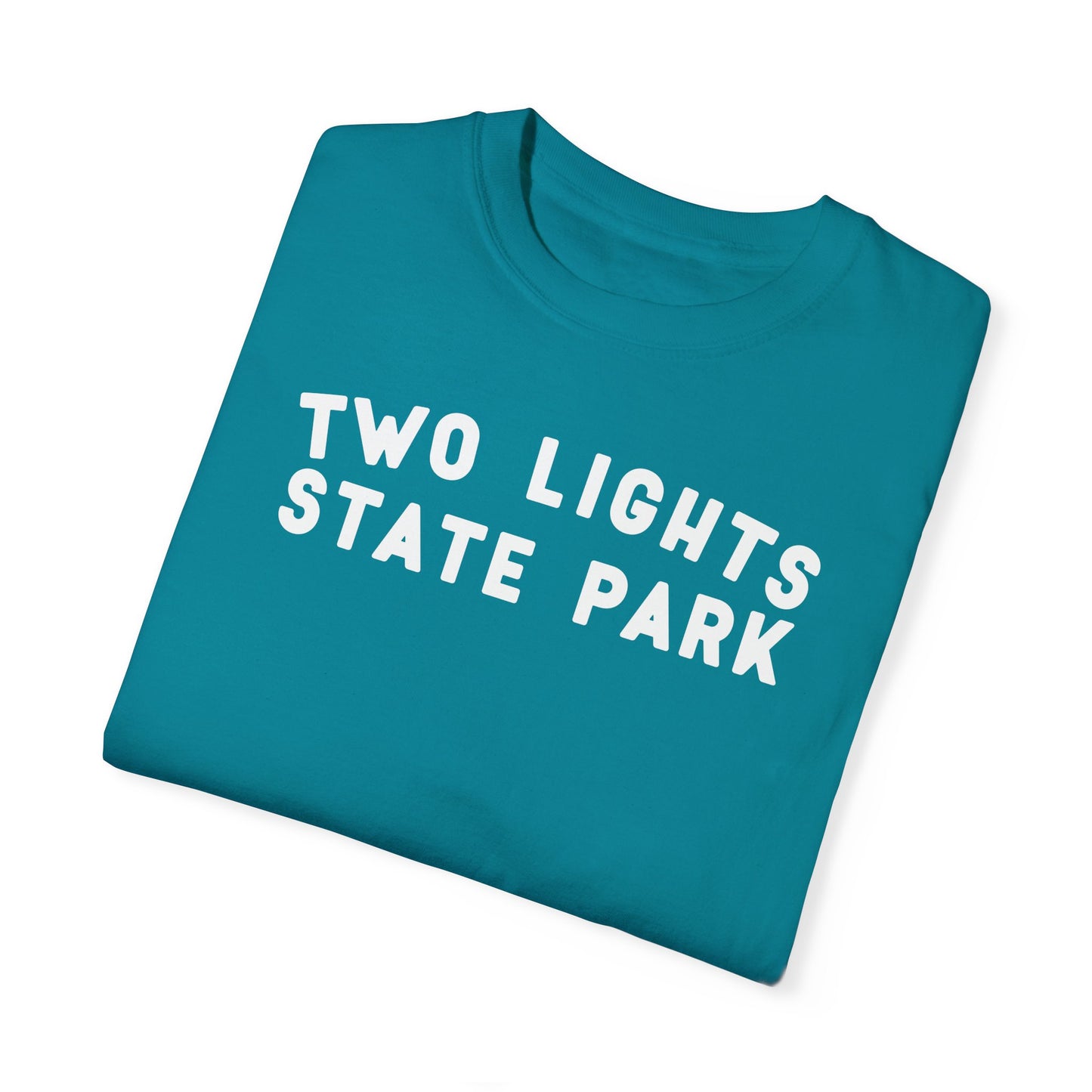 Maine's Best Hidden Spots - TWO LIGHTS - T-shirt